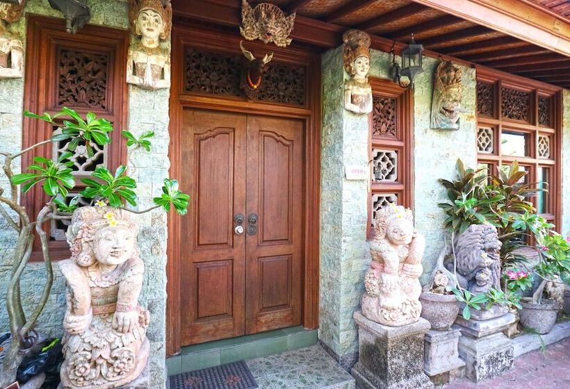 膳宿费 Bamboo Inn Kuta