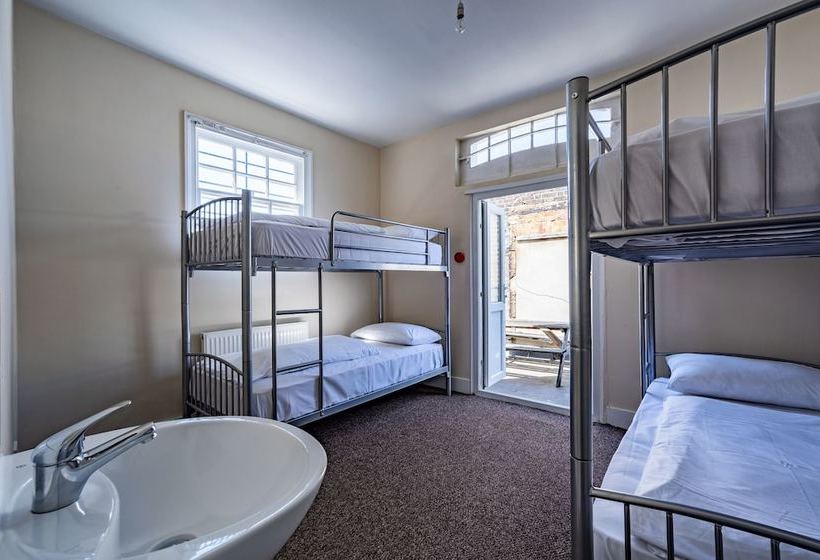 Пансион Eastend Beds