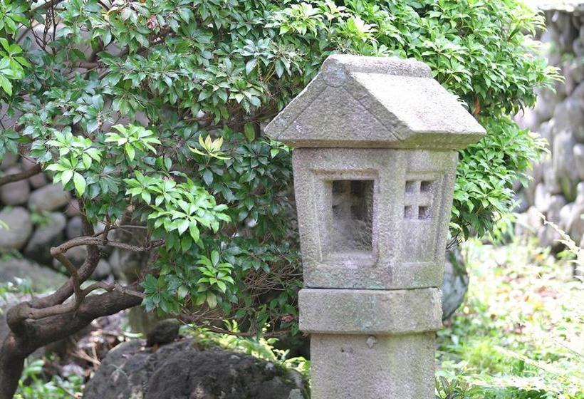 ペンション In Bloom Beppu