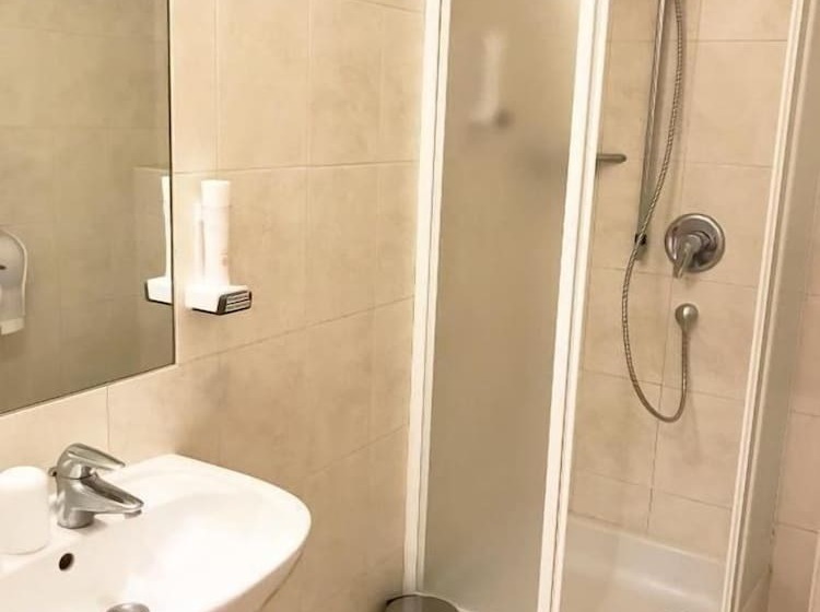 Пансион Manzoni Premium