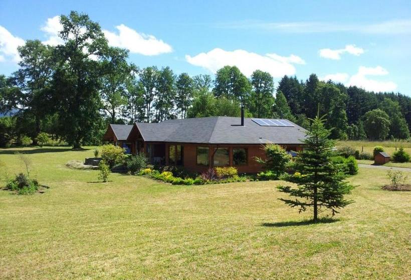 פנסיון Outrippers Pucón