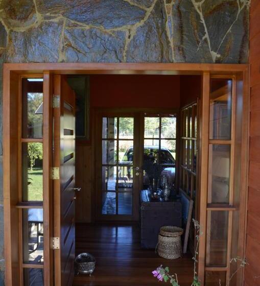 פנסיון Outrippers Pucón