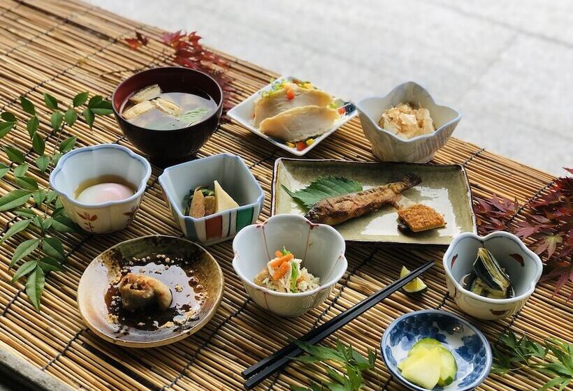 ריוקאן Kazuraya