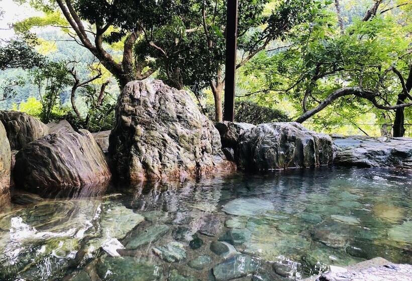 ריוקאן Kazuraya