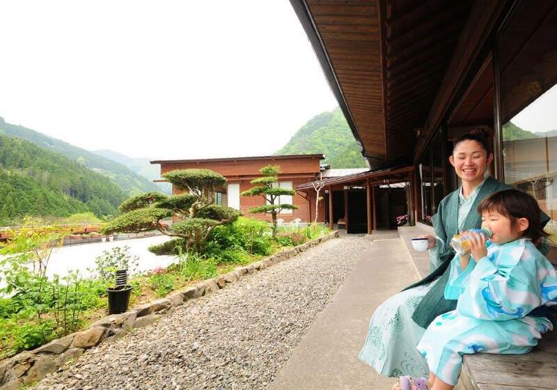 ריוקאן Kazuraya