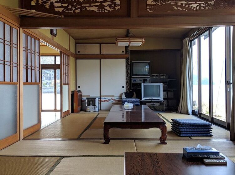 ריוקאן Minshuku Kamagari