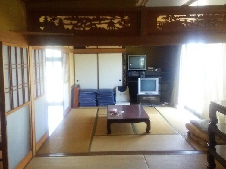 ריוקאן Minshuku Kamagari