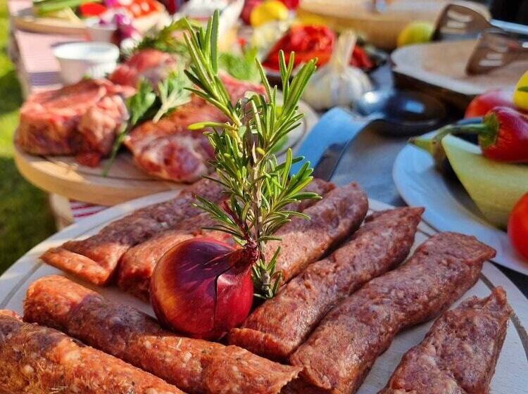 ユースホステル Cristian Inn