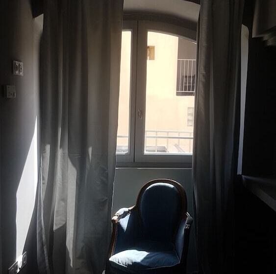 مبيت وإفطار Chartreuse De Mougeres   Pézenas