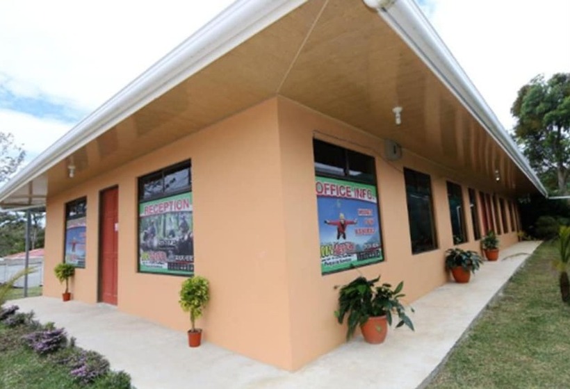 تختخواب و صبحانه Hostel Cattleya   Monteverde, Costa Rica