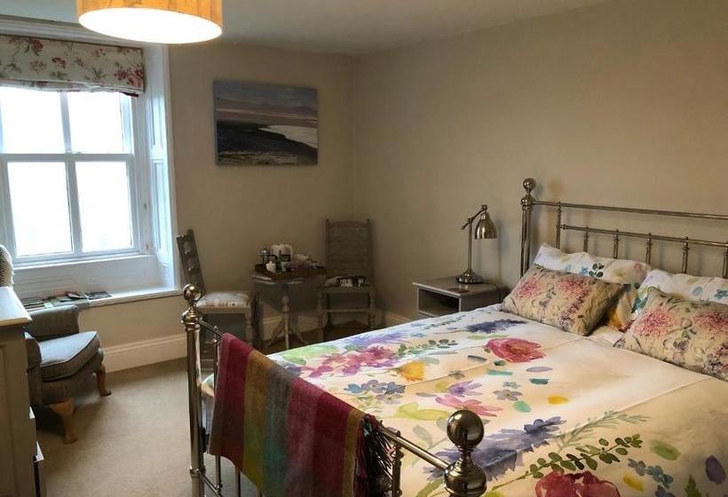 Dale House Barn And B&b