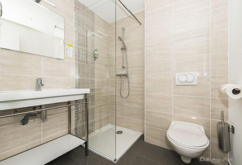 בית מלון כפרי Hôtel George Sand