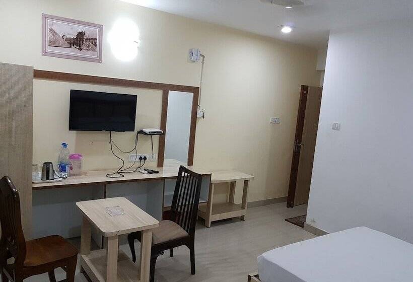 هتل Jimmy Guest House