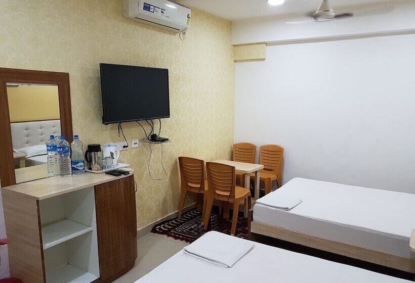 هتل Jimmy Guest House