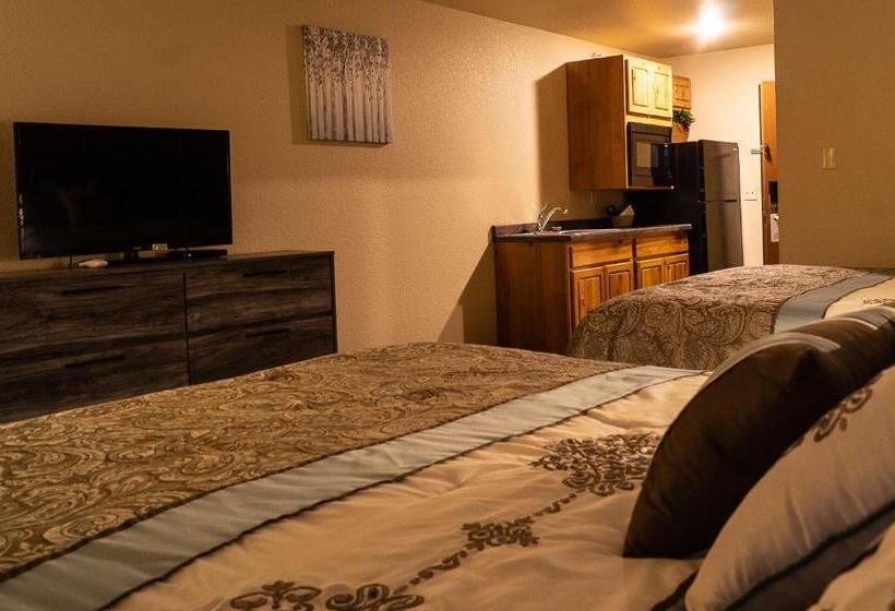 Отель Newcastle Lodge & Convention Center