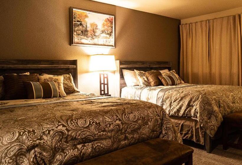 Отель Newcastle Lodge & Convention Center