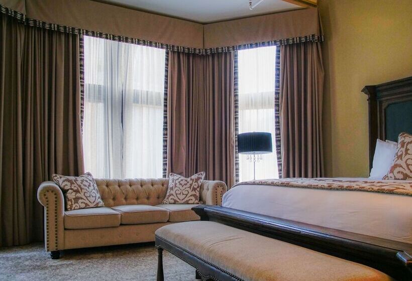 호텔 The Detroit Club