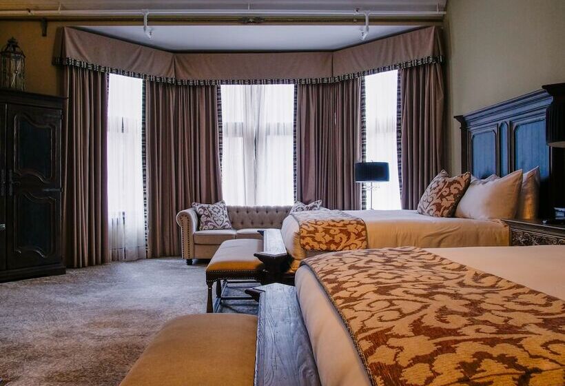 호텔 The Detroit Club