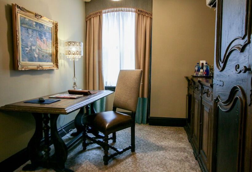 호텔 The Detroit Club