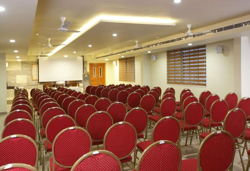 هتل Woodnote Thekkady