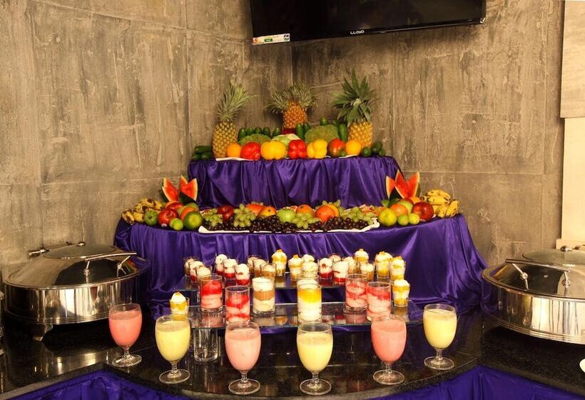 هتل Woodnote Thekkady