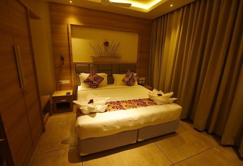 هتل Woodnote Thekkady