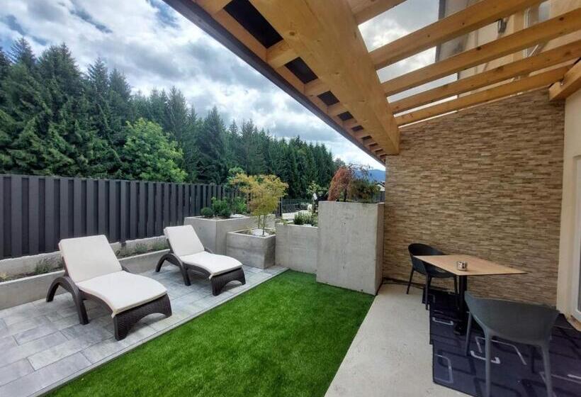 پانسیون Gostilna S Prenočišči Pav