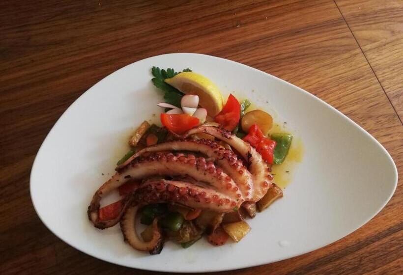 پانسیون Gostilna S Prenočišči Pav