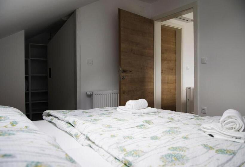 پانسیون Gostilna S Prenočišči Pav