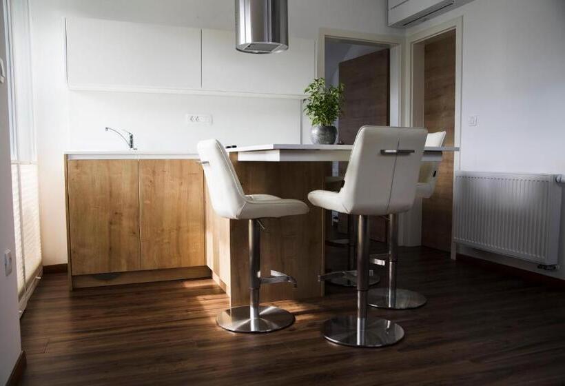 پانسیون Gostilna S Prenočišči Pav