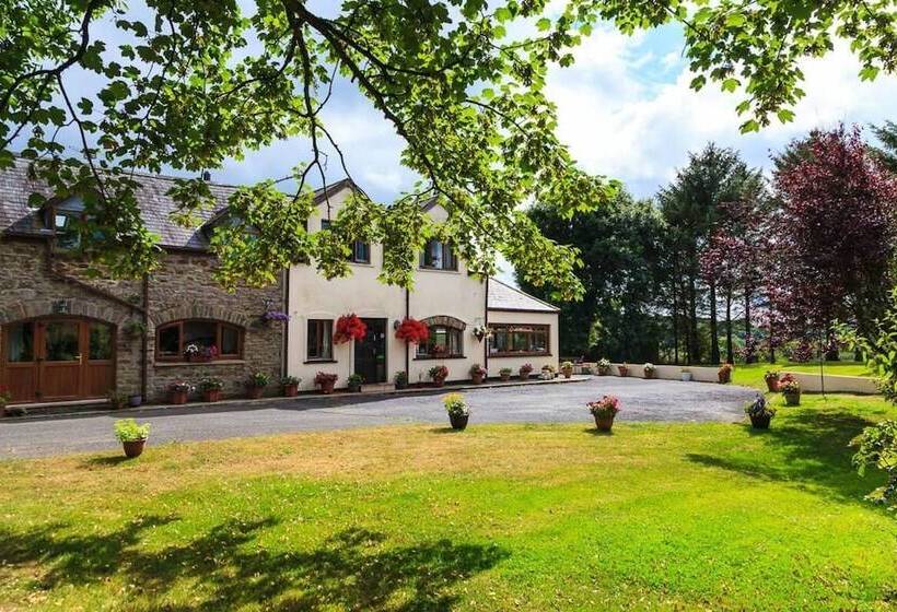 بنسيون Langdon Farm Guest House