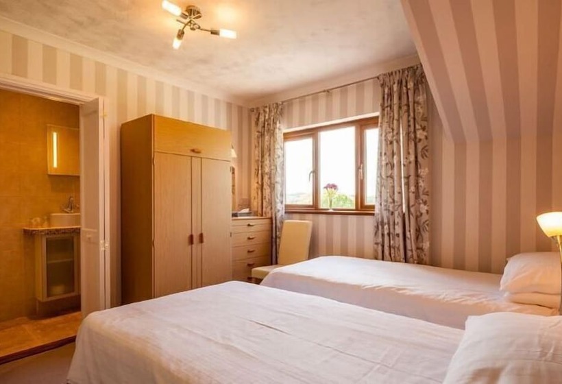 بنسيون Langdon Farm Guest House