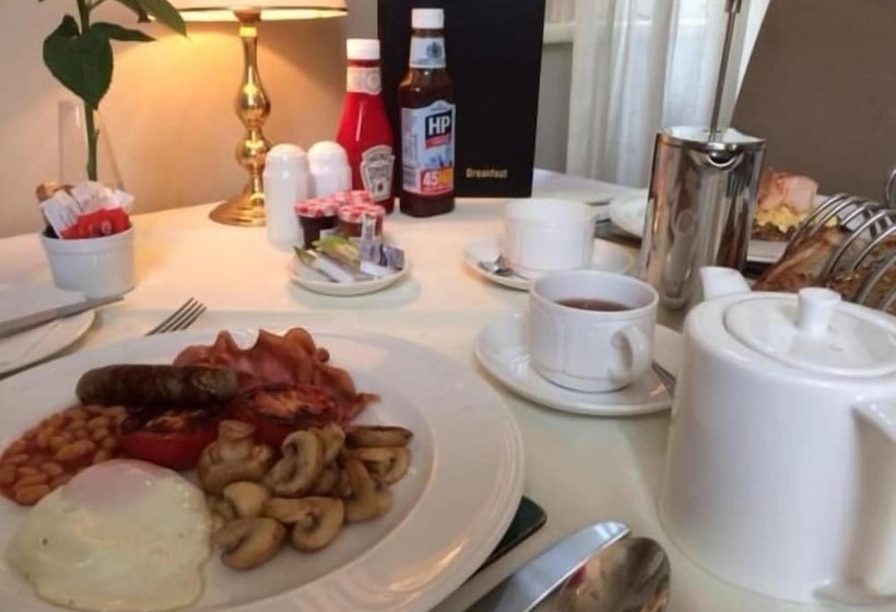 Пансион Peak Weavers