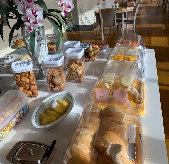 ペンション Pousada Maanaim