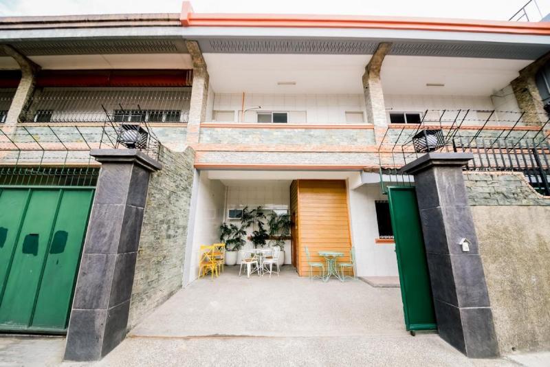 פנסיון The Partridge Guesthouse