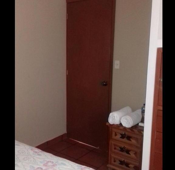 펜션 Ciudad De Mexico Unam Guest House Casa De Huespedes