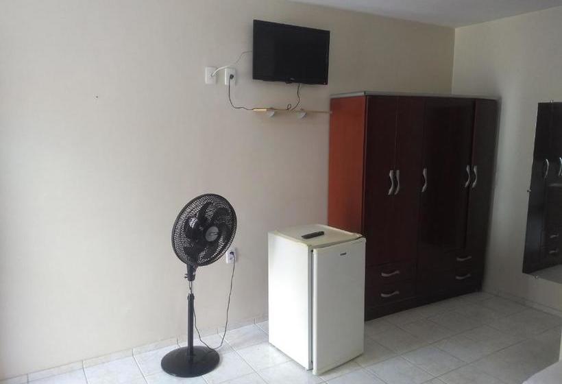 Pousada E Pensionato Dona Rosa