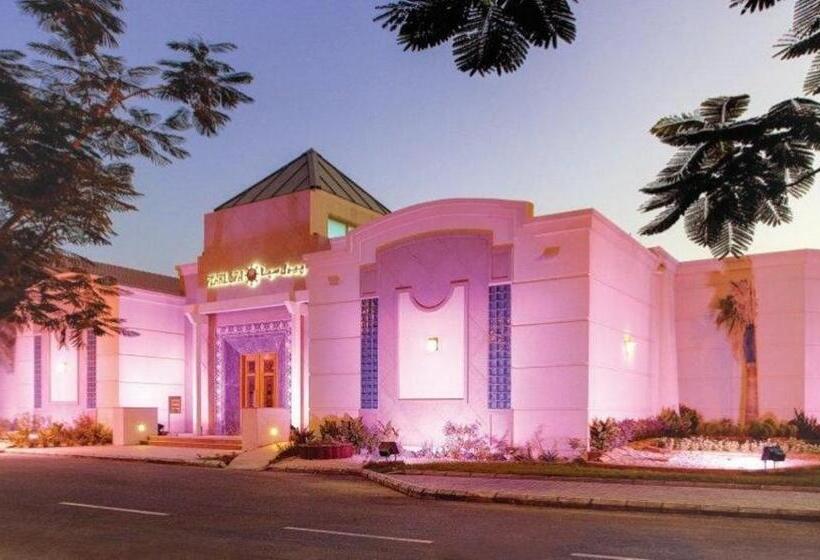 Sunset Beach Resort Marina & Spa