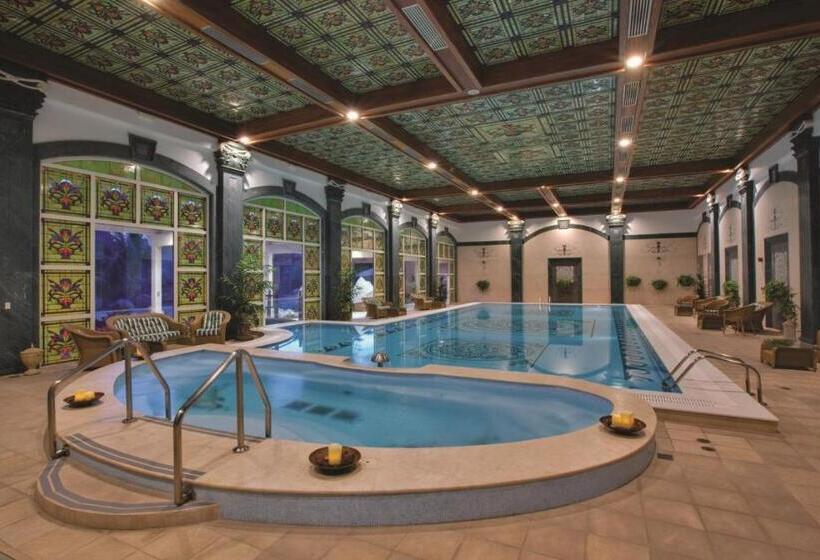 Sunset Beach Resort Marina & Spa