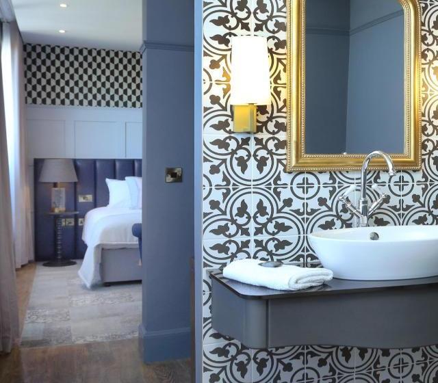 تختخواب و صبحانه St Martins Lodge