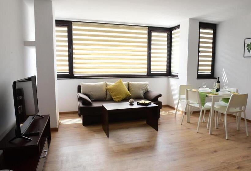 فندق Active Apartments