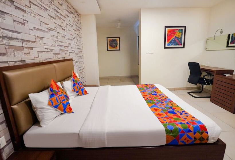 Отель Fab Raj Residency Iii