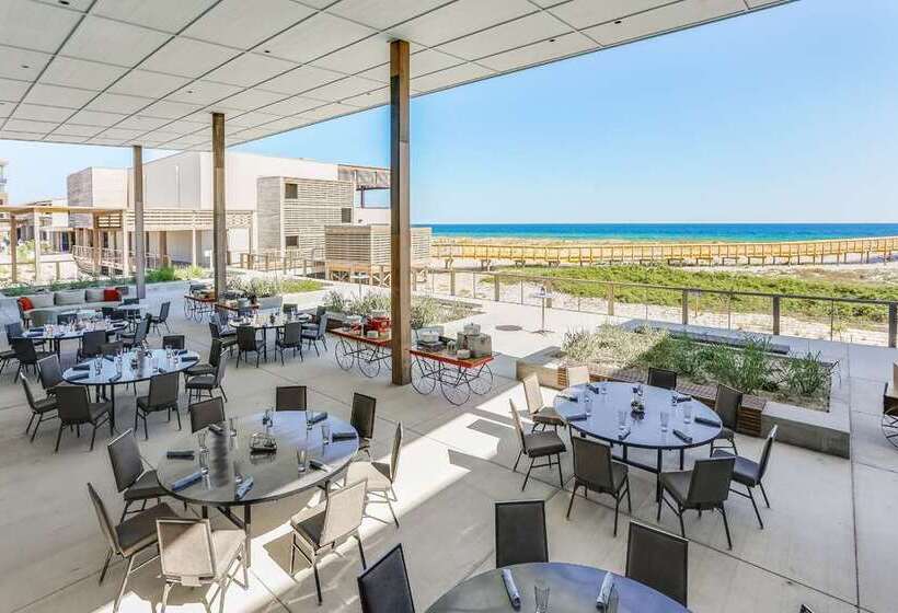 Отель The Lodge At Gulf State Park, A Hilton