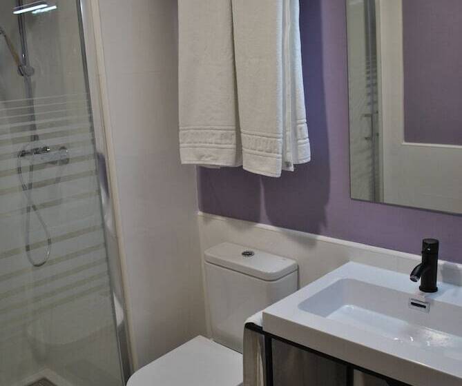 酒店 Hostal Universitat