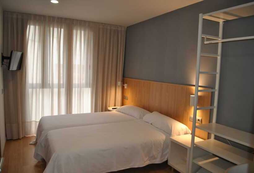 酒店 Hostal Universitat