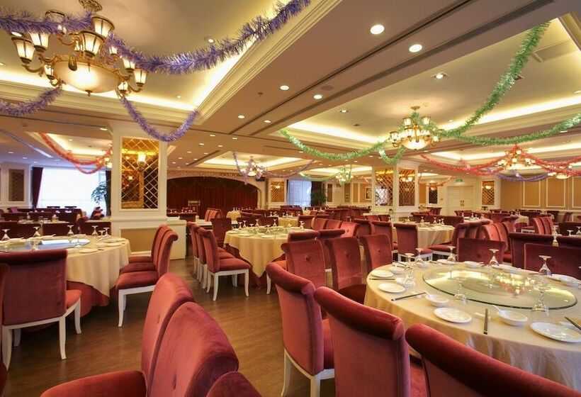 Отель Jinjiang Inn Select Fengxian Baolong Square Canal North Road