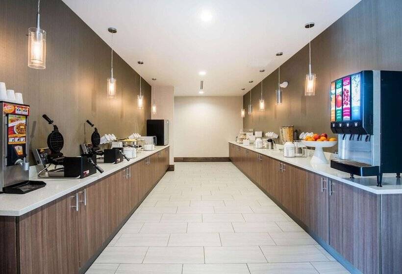 בית מלון כפרי La Quinta By Wyndham Buffalo Amherst