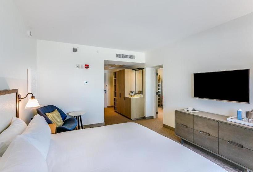 Отель The Lodge At Gulf State Park, A Hilton