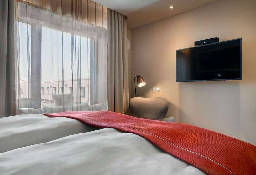 هتل Holiday Inn The Niu, Hide Berlin Friedrichshain, An Ihg