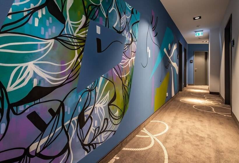 בית מלון כפרי Holiday Inn   The Niu, Rig Lübeck, An Ihg